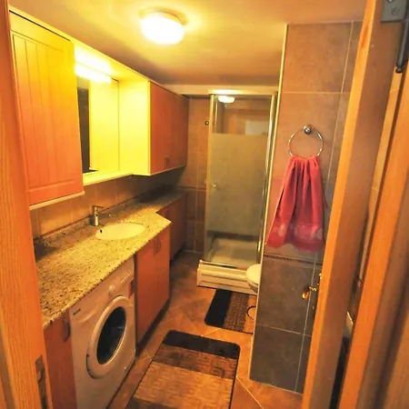 Point Aparthotel