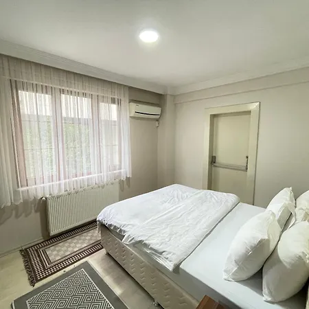 Point Aparthotel
